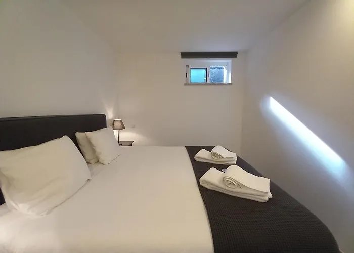 Lopes - Belch1952 * Lagos