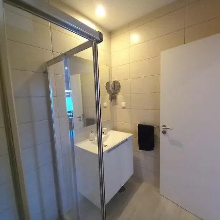 Lopes - Belch1952 Apartment *